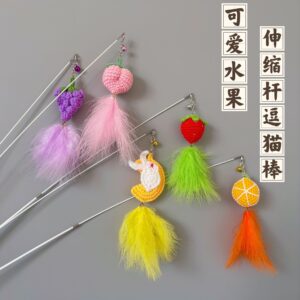 Canne à chat longue à plumes thème fruits avec clochette – Réf. N263